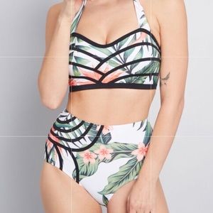 Geena vintage bikini top - WORN ONCE 👙 ✨